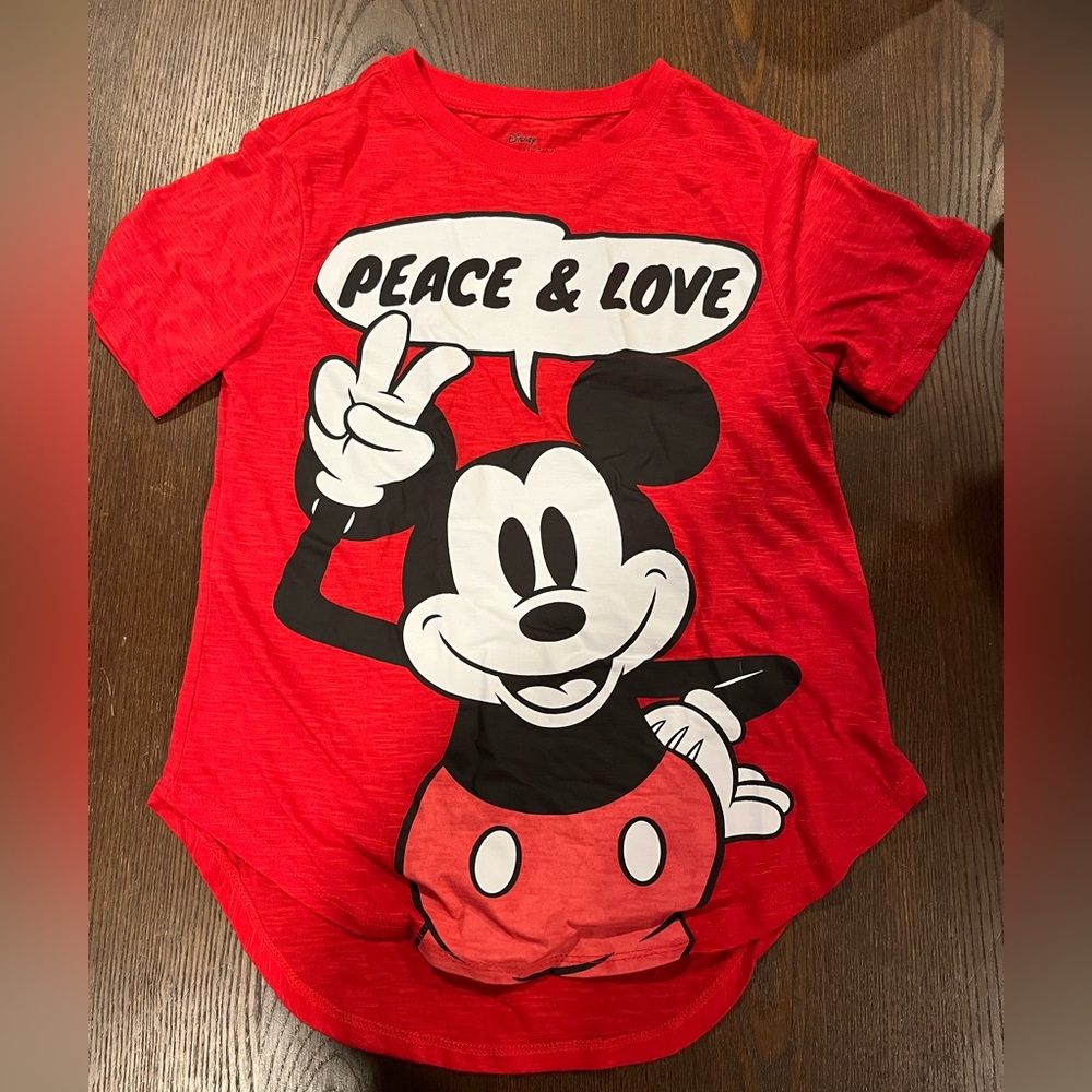 Disney shirt